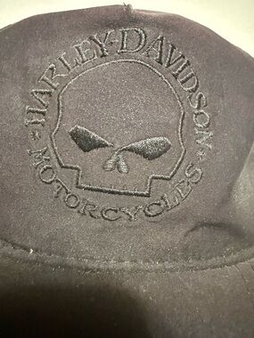 Harley Davidson men’s black hat. 
Buffalo Bill- Cody, WY
